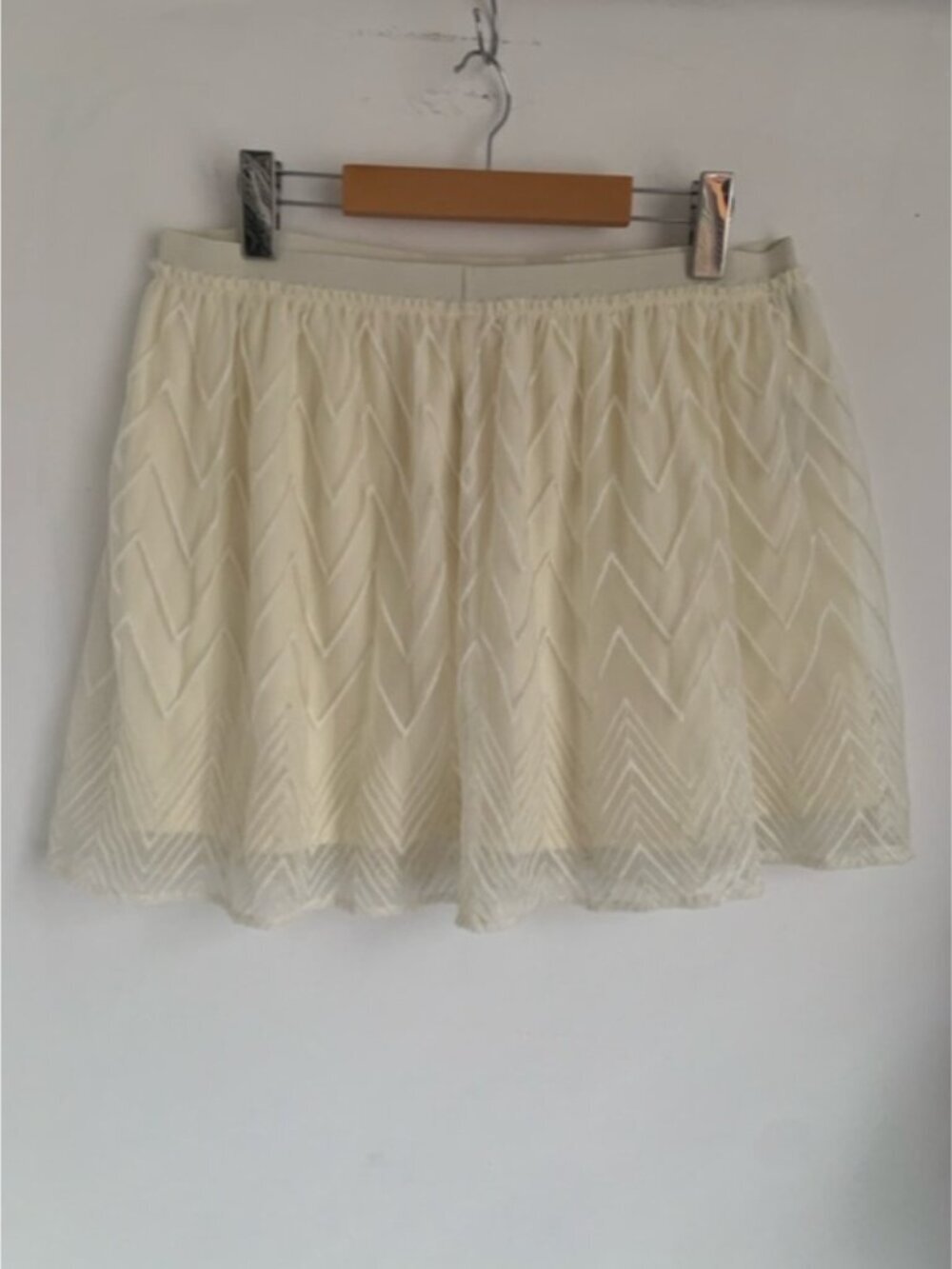 American Eagle Embroidered Tulle Mini Skirt - Picture 5 of 9